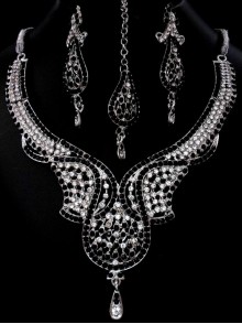 Rhodium Necklace Set